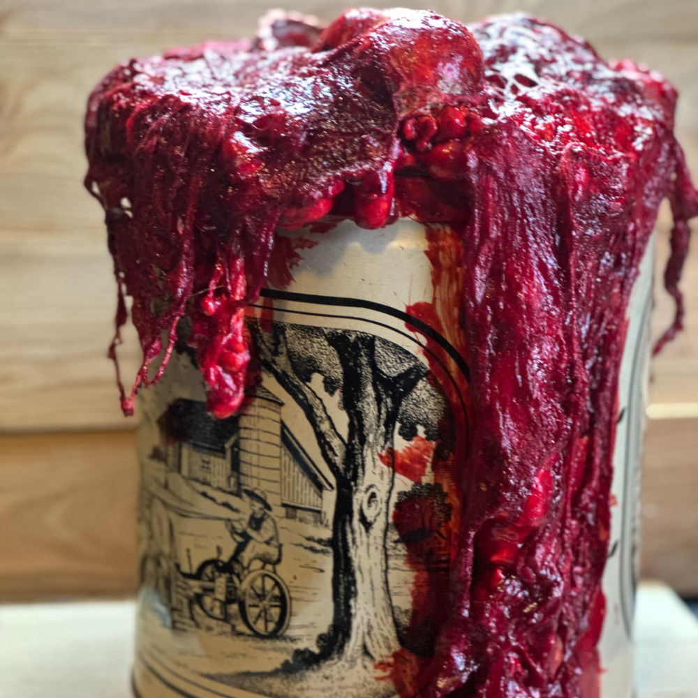 Gore Bucket W/ Bones angle 3